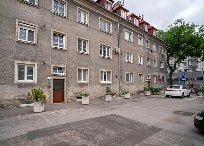 Charming 2-bedroom In The Wider Center Of Apartmán Bratislava
